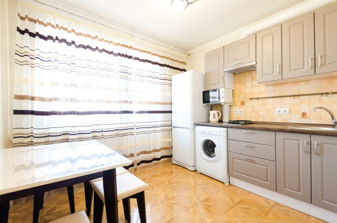 Artal Apartment On Obolonskaya Square 3 Киев Экстерьер фото